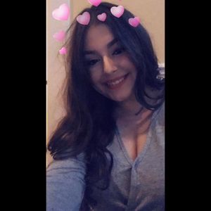 Meet your Posher, Vanessa